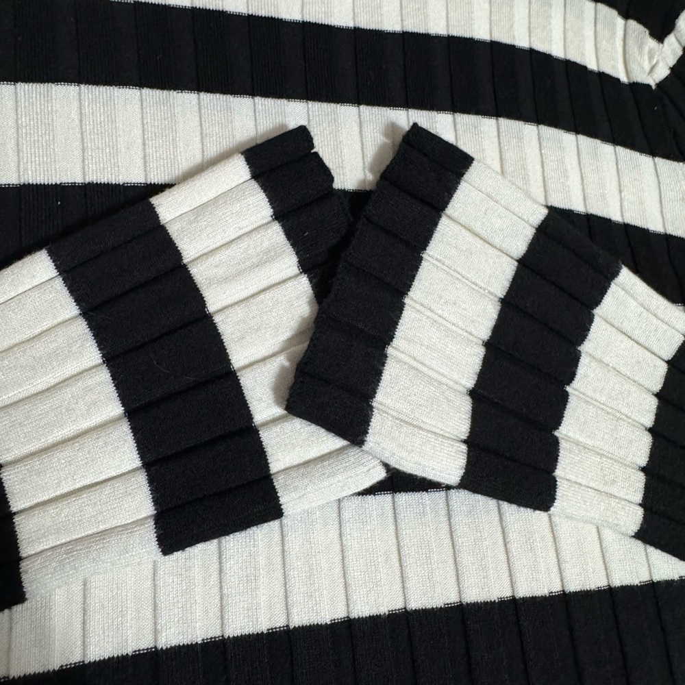 Black and Cream Striped Ribbed Flare Arm Sweater - Picture 3 of 4